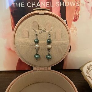 Handmade fresh water pearl earrings!